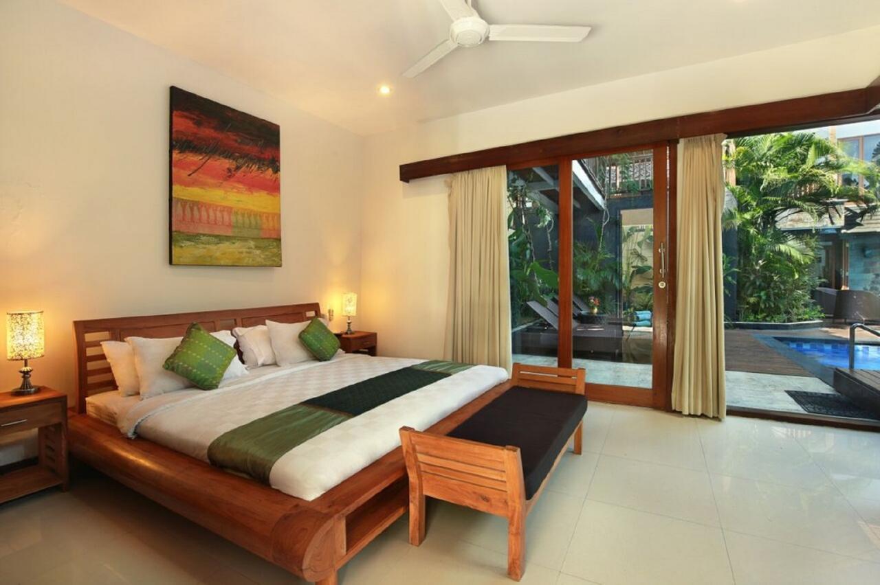 Villa Blue Seminyak  Bagian luar foto